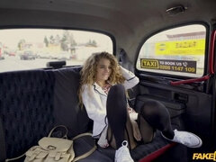 Amateur, Blonde, Sucer une bite, Voiture, En levrette, De plein air, Piercing, String