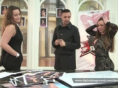 Entrevista, Rubia, Morena, Concurso, Divertido, Gafas, Tatuaje, Adolescente