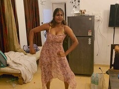 Anal, Tante, Collège université, Doigter, Première fois, Indienne, Léchez, Petite femme