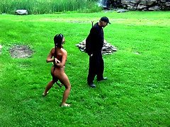 Садо мазо, Бондаж, Брюнетки, Ферма, Хд, Оргазм, На природе, Киски