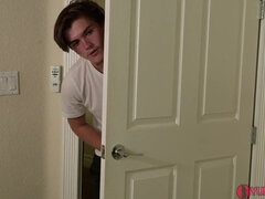 Pijpbeurt, Bruinharig, Rondborstig, Handbeurt, Hd, Rijpe lesbienne, Moeder die ik wil neuken, Tieten likken