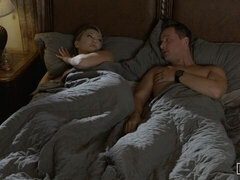 Dormitorio, Rubia, Mamada, Pajear, Besar, Madres para coger, Afeitado, Tetas