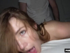 En levrette, Extrême, Hard, Seins naturels, Orgasme, Pov, Rugueux, Criant