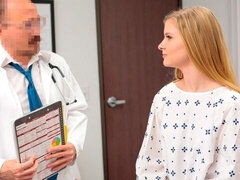 Blonde, Sucer une bite, Médecin, 2 femmes 1 homme, Infirmière, Adolescente, Plan cul à trois, Nénés