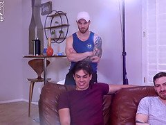 Enthousiasteling, Grote lul, Blond, Pijpbeurt, Brillen, Hd, Spier, Tieten likken