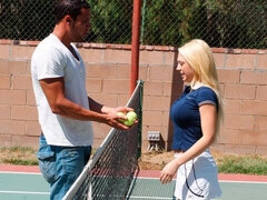 Grote mammen, Zwart, Blond, Rondborstig, Schattig, Interraciaal, Geschoren, Sportoefening