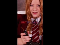 18 jahre, Leie, Britisch, Spiele, Orgasmus, Pov, Schulmädchen, Scherzbold