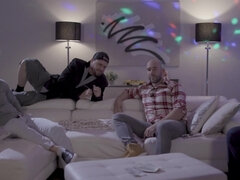 Красотки, Блондинки, Минет, Секс без цензуры, Межрасовый секс, Вечеринка