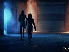 Stellung 69, Grosse titten, Blasen, Fesselspiele, Gesichtssitzen, Aufs gesicht abspritzen, Orgie, Muschi