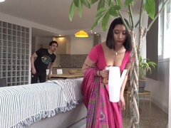 Tetas grandes, Mamada, Brutal, Polla, Corridas faciales, Sexo duro, Indio, Madres para coger