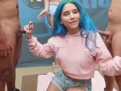 Chica, Mamada, Semen en la boca, Sexo duro, Maduro, Mamá, Adolescente, Tailandés