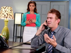 Enthousiasteling, Grote kont, Grote mammen, Hondjeshouding, Masturbatie, Moeder die ik wil neuken, Kantoor, Secretaresse