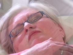 Толстушки, Пухленькие, Домохозяйки, Мастурбация, Зрелые, Бритые, Соло, Стриптизерша