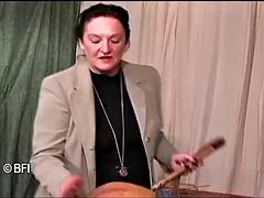 Sadomasoquismo, Dominacion femenina, Fetiche, Clasico