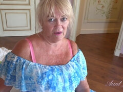 Tante, Grosser arsch, Grosse titten, Britisch, Frau, Reif, Mutti, Solo