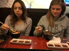 素人, フェラチオ, 足コキ, 彼女, ジーンズ, レズビアン, マッサージ, ハメ撮り