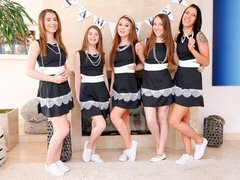 Penetracion con dedos, Grupo, Besar, Lamidas, Lencería, Pequeña, Coño, Estriptis