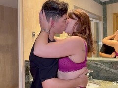 Cuarto de baño, Familia, Hembra, Besar, Orgasmo, Portugués, Español, Tabú