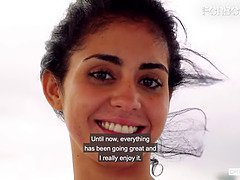 Gros seins, Sucer une bite, Bondage, Brunette brune, Chatte, Seins flasques, Adolescente, Attachée