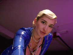 Большие сиськи, Блондинки, Очки, Каблуки, Пирсинг, Киски, Тату, Стринги