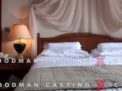 Blasen, Europäisch, Nackt, Orgasmus, Piercing, Muschi, Rasiert, Jungendliche (18+)