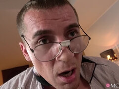 Gros seins, Sucer une bite, En levrette, Talons, Orgasme, De plein air, Lécher le sphincter, Gicler