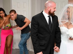 Gorda, Tetas grandes, Mamada, Estilo perrito, Ffm, Interracial, Masturbación, Boda