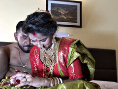 18 летние, Спальня, Брюнетки, Секс без цензуры, Домашнее видео, Индианки, Лизание, Свадьба