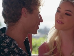 ブロンド, イく瞬間, エロティック, アウトドア, 小柄, オマンコ, 剃毛, ティーン