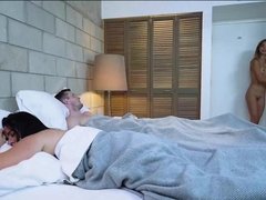 Amateur, Rubia, Novio, Atrapados, Corridas, Mamá, Afeitado, Durmiendo