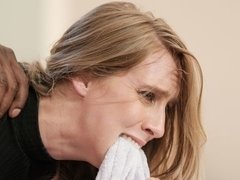 Schwarz, Blondine, Blasen, Hundestellung, Handjob, Hardcore, Interrassisch, Jungendliche (18+)