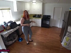 デカ尻, 中出し, 言葉責め, ハメ撮り, 赤毛, ヤリマン, おもらし, ストリップ