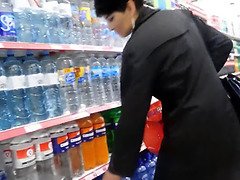 Esposa ninfomana puta enferma va al supermercado y se trae two pijas para que se la metan por todos lados mientras el marido trabaja (completo)