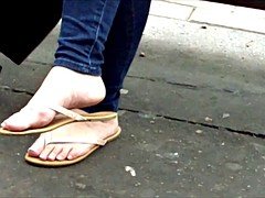 Pink Soles & Toe Pedicure In Sandals