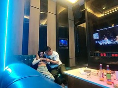 KTV singing