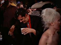 Красотки, Большие сиськи, Блондинки, Танцы, Милф, Софткор, Сиськи, Винтаж