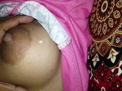 Américain, Gros cul, Fétiche, Hôtel, Fille latino, Mère que j'aimerais baiser, Seins naturels, Mamelons