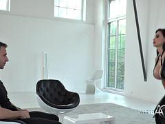 Grote lul, Fetisj, Groep, Handbeurt, Latijnse vrouw, Masturbatie, Trio, Tieten likken