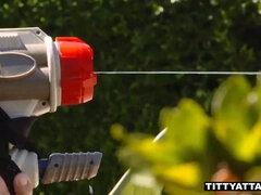 Большие сиськи, Бывшие, Огромные размеры, Латиноамериканки, Крошечные, Киски, Сквиртинг, Сиськи