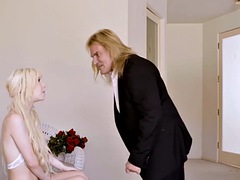 ブロンド, 捕まる, 浮気者, カワイイ, 剃毛, ティーン, オッパイの, 結婚式