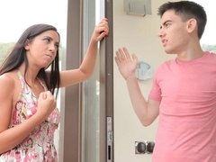 お尻, デカ尻, デカパイ, 捕まる, バック, 手コキする, ラティーナ, ティーン