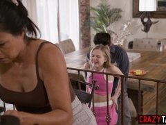 Anal, Culo grande, Tetas grandes, Madres para coger, Tabú, Adolescente, Anal adolescente, Trio