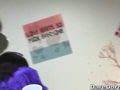 Любители, Жопа, Брюнетки, Колледж, Общежитие, Группа, Латиноамериканки, Вечеринка