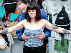 Hot dick munching action with ladies of all kinds