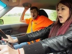 フェラチオ, 車, カワイイ, 手コキする, オナニー, アウトドア, 赤毛, ティーン