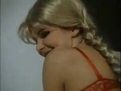 Big boobs retro Italian blonde loves to get fucked with dildo sex toy