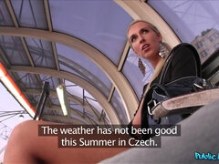 Enthousiasteling, Blond, Vriendje, Flashing, Geld, Gezichtspunt, Realiteit, Slikken