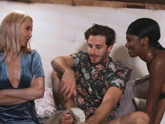 Rubia, Mamada, Sexo duro, Interracial, Amante, Pequeña, Trio, Esposa