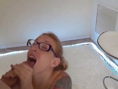 Amateur, Americano, Entre bastidores, Rubia, Mamada, Garganta profunda, Natural, Tetas