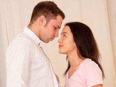 アナル, お尻, 茶髪の, カップル, 手コキする, キス, タトゥー, ティーン